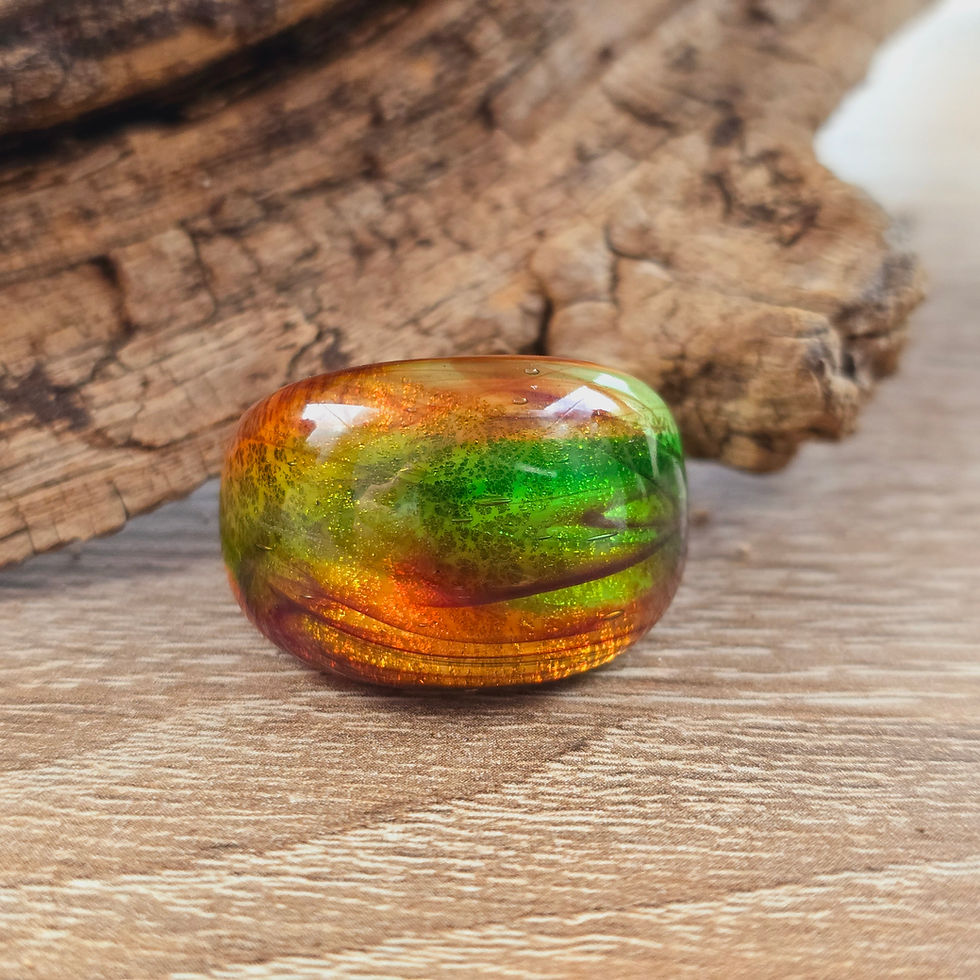 Miniaturbild: Murano Glasring in baun-grün tönen mit Blattgold Gr. 18
