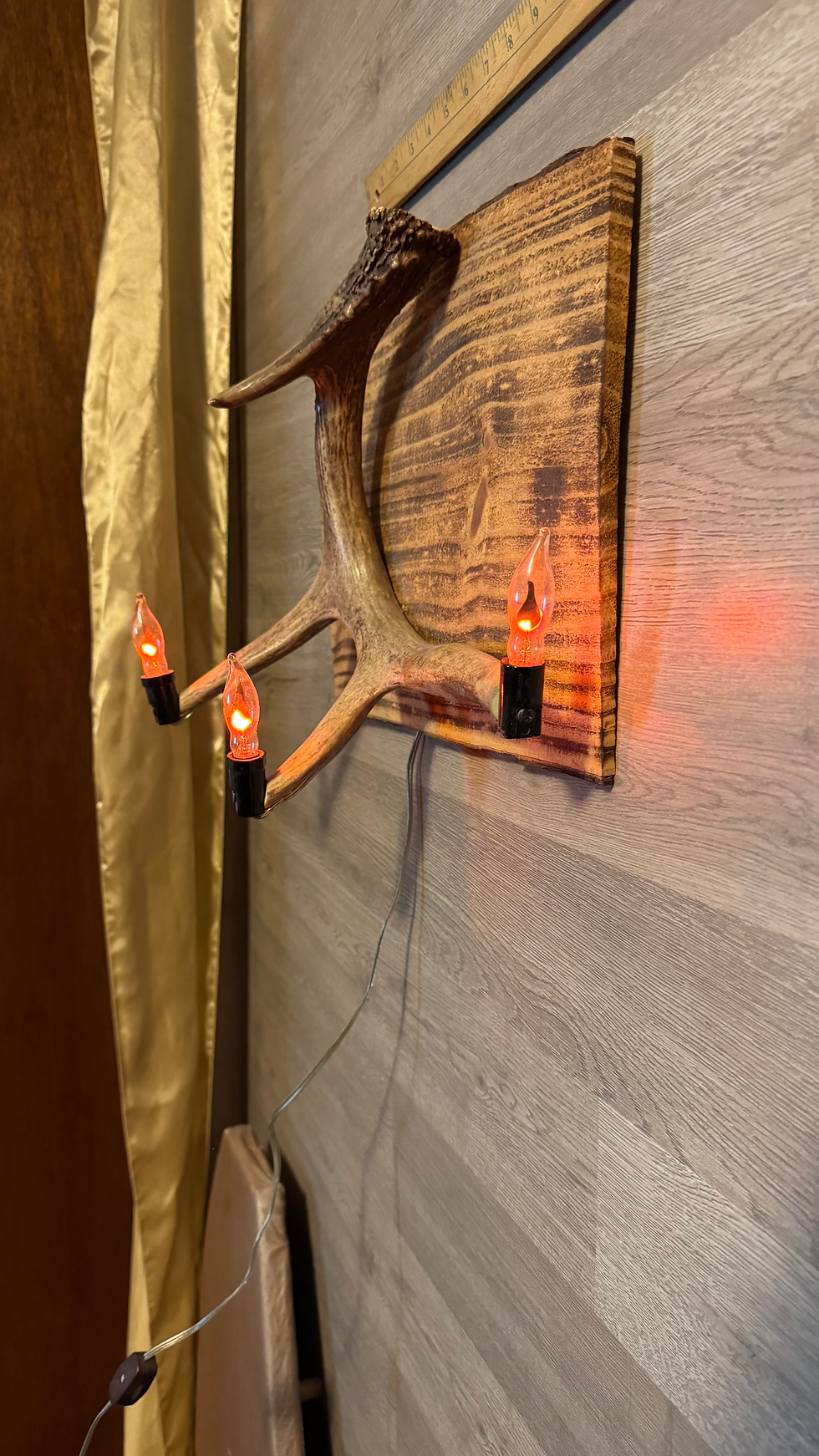 Thumbnail: Deer Antler Lighting