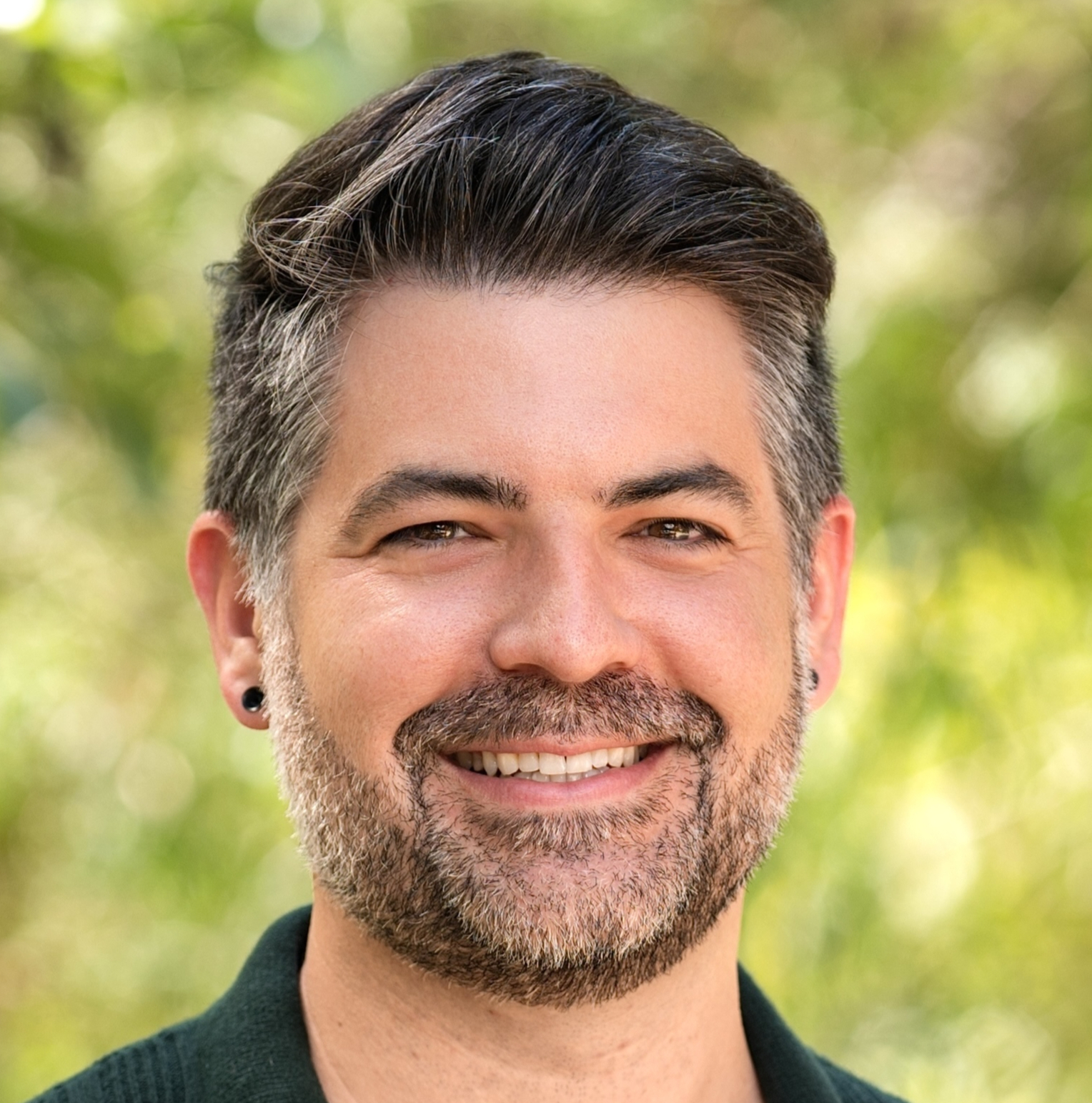 Romero_Beau Auto_edited_edited.jpg