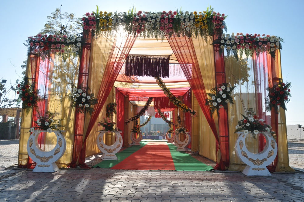 Behind The Scenes Of A Real Punjabi Wedding