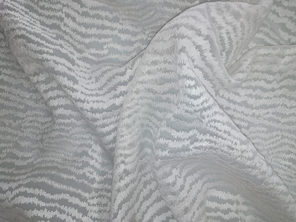 Bordado em organza 100% Polimiada (Bordado 100% Algodão)