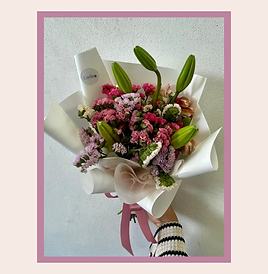 Mini bouquet de una lili con follaje