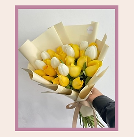 Bouquet de 24 rosas amarillas con tulipanes blancos
