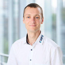 Arnaud Gelb_mitHintergund.jpg