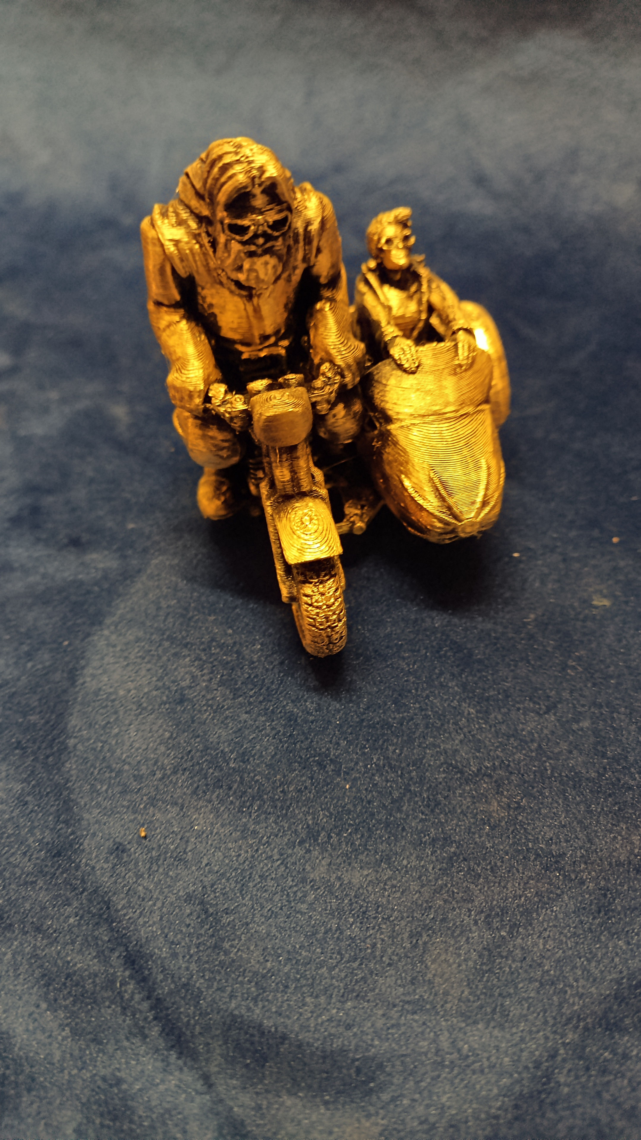 figurine duo en side