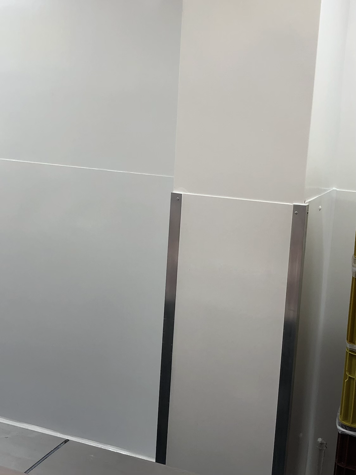Recubrimiento área de venta carnes laminado Glasliner supermercado