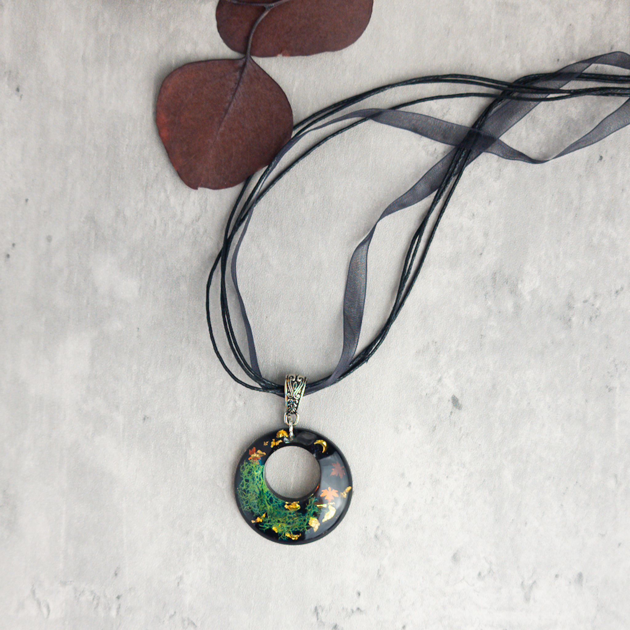 Mossy Autumn Moon Pendant Ribbon Necklace