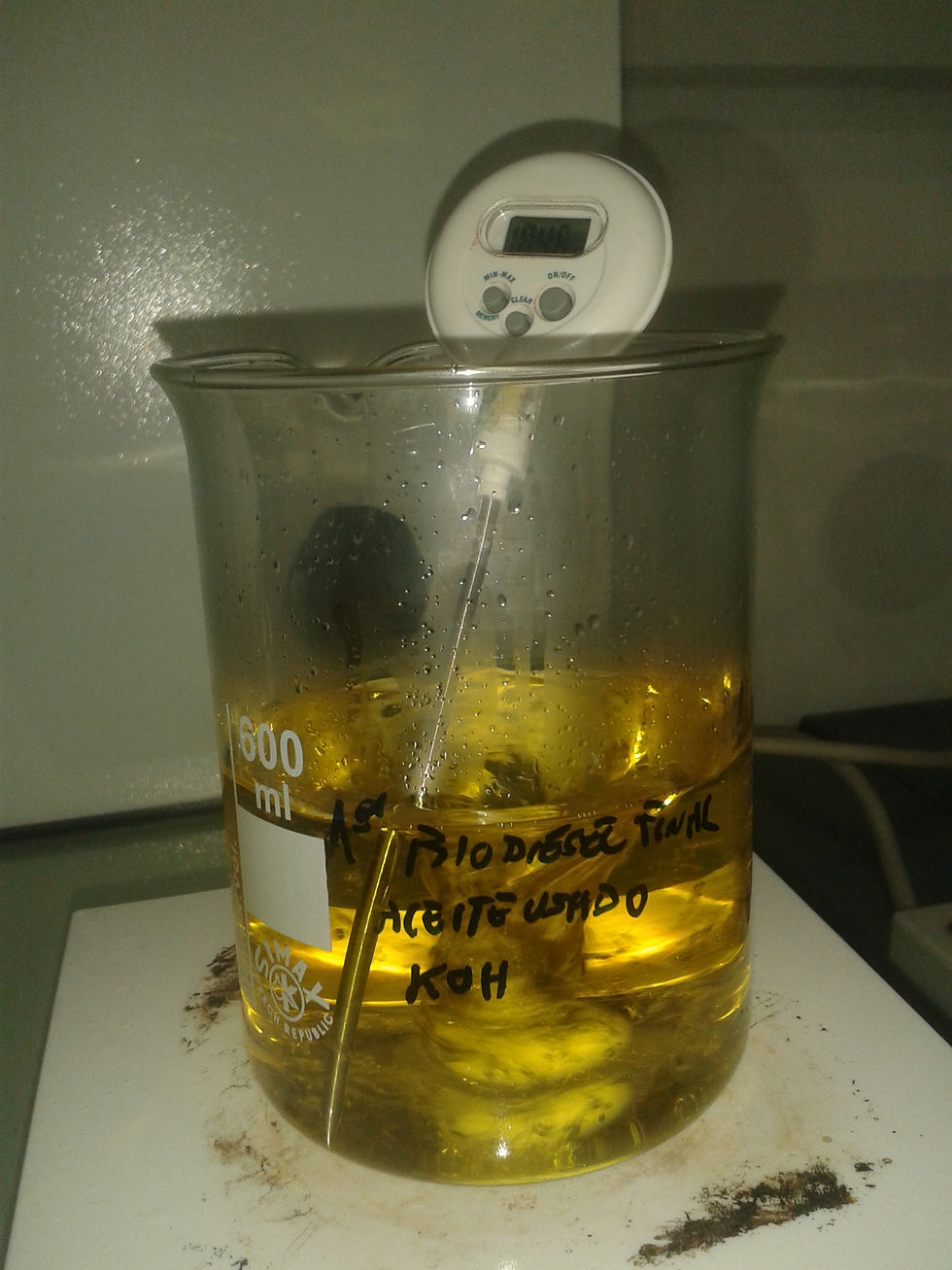 primer biodiesel aceite usado.jpg