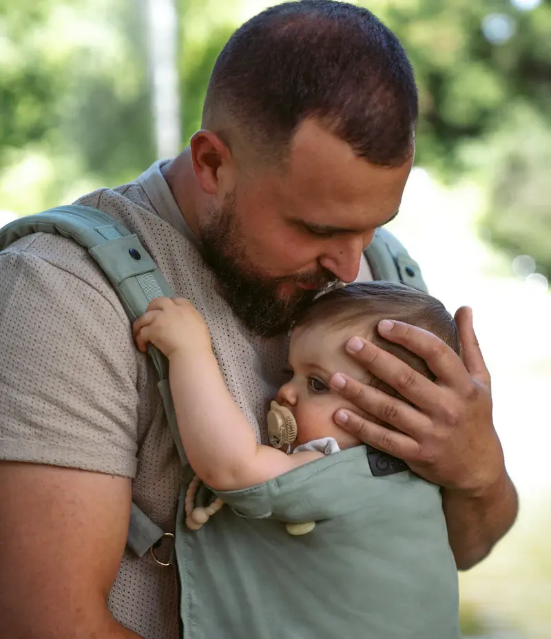 Thumbnail: Babymoov Moov & Boost 2 in 1 Baby Carrier