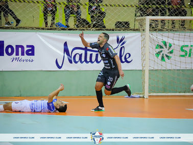 Vitória garante vaga para ás Quartas de Final