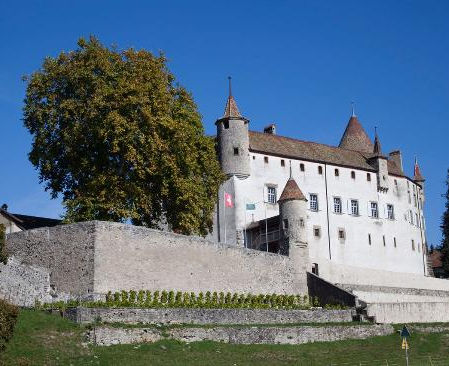 Marché artisanal au Château d'Oron