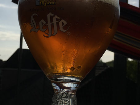 MannenGiftGuide.nl: Jouw Redder in Nood voor het Perfecte Cadeau