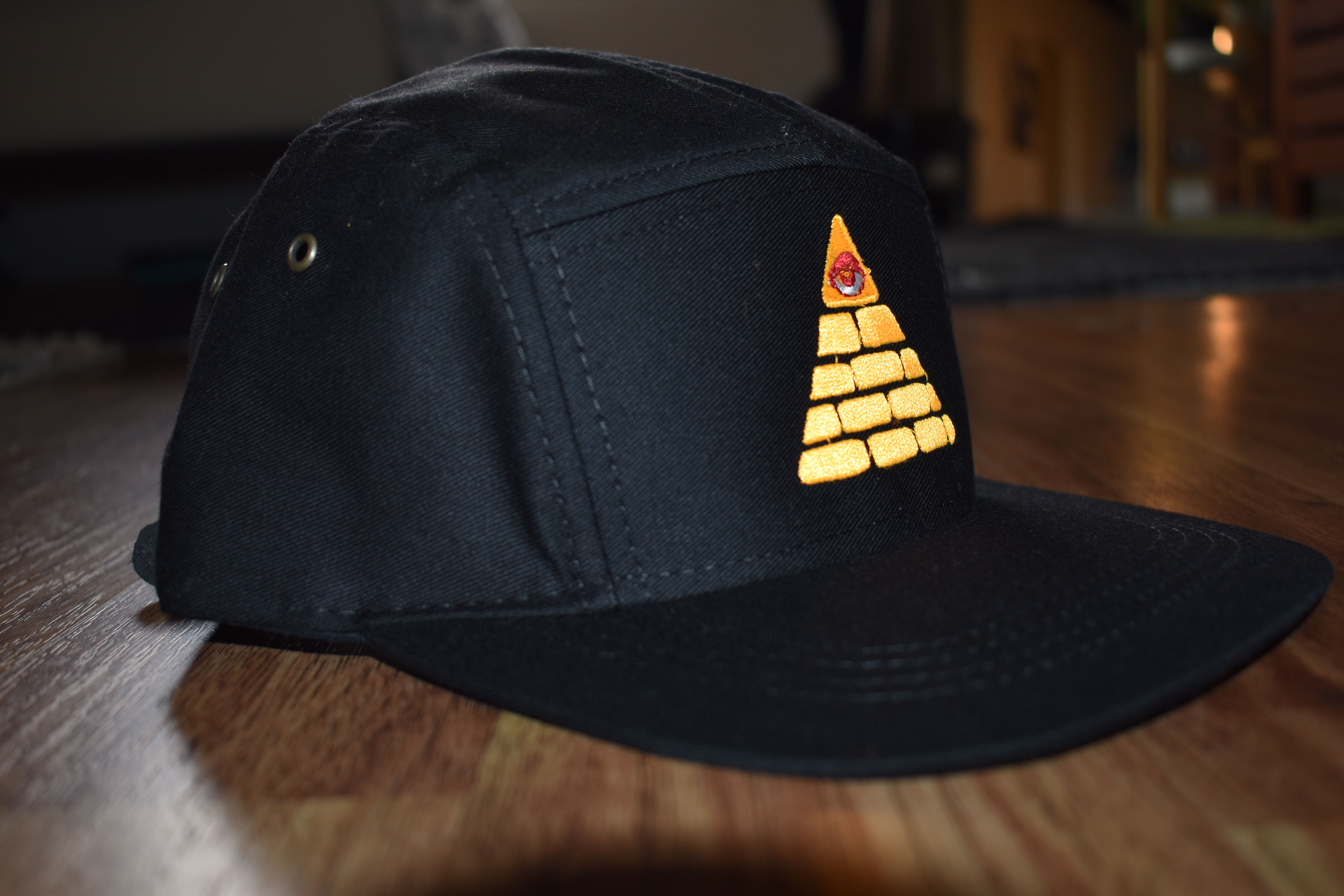 Snapback Logo Cap