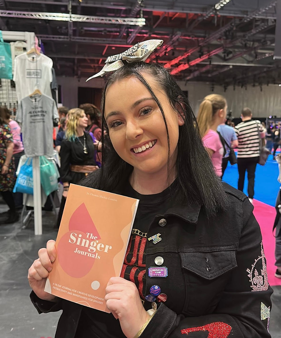 The Singer Journals customer at Musical Con STM 2023©