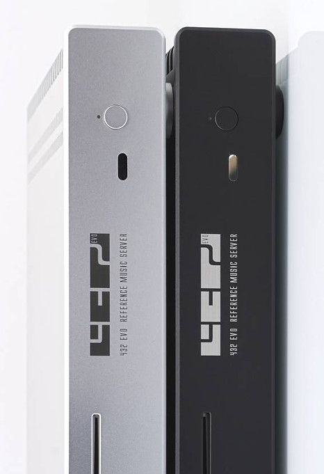 432 EVO Standard server in black and silver,