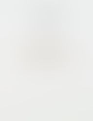 Une bague carrée artisanale