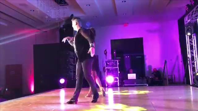 Our Salsa routine at Bachateando Miami Dance Festival this year!