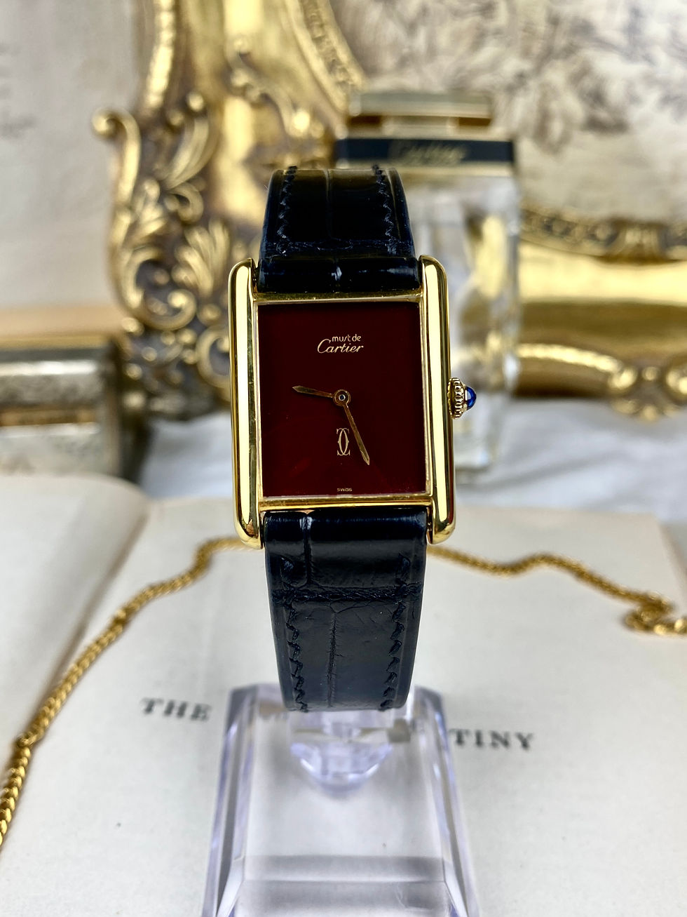 Thumbnail: Cartier Tank Burgundy Manual Wind