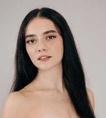 Makenna Headshot Season 3 .jpg