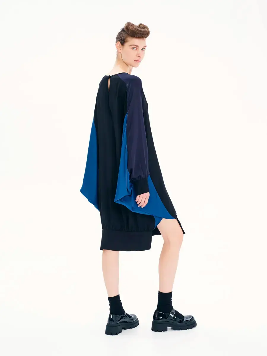 Thumbnail: Wide Sleeves Two – Tone Mini Dress – Colour Blocking