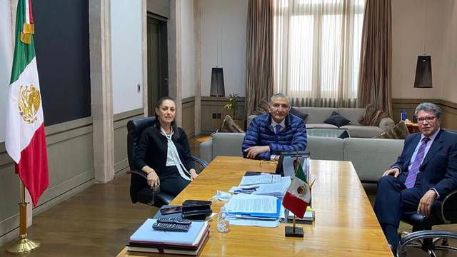 Ricardo Monreal fue quien buscó reunión con Claudia Sheinbaum durante varios días