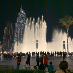 Viaje organizado a Dubái. PouTravel agencia de viajes 100% a medida. Contáctanos al 93 414 16 06. Conocemos los destinos en primera persona. Descubre los lugares más fascinantes del momento. Encuentra los destinos más exclusivos y de moda del momento. Viajes de lujo y Trato VIP. La mejor selección hotelera. Versace Hotel, Burj Al Arab, Marina Dubai, Bulgari Hotels, Me Hotels, Four Seasons Dubai, One&Only The Palm, Atlantis, Mandarin Oriental Jumeira, Armani Hotel, W Dubai