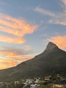 Viaje de prospección a Sudáfrica. PouTravel es una agencia de viajes de lujo 100% a medida. Llámanos al 93 414 16 06. Expertos en lunas de miel y viaje de novios, safaris en privado organizados por África, viajes orgaizados en familia. Más de 10 años de experiencia en el sector del turismo de lujo. Experiencias únicas por todo el mundo. Asistencia 24h en viajes. Asesoramiento personalizado. Organizamos viajes a medida. Trato VIP. El viaje de tus sueños hecho realidad. Oficinas en Barcelona y Gerona. Trabajamos por todo España. 