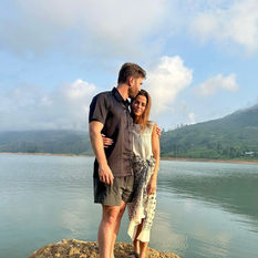 Clientes VIP. PouTravel es una agencia de viajes de lujo 100% a medida. Llámanos al 93 414 16 06. Expertos en lunas de miel y viaje de novios, safaris en privado organizados por África, viajes orgaizados en familia. Más de 10 años de experiencia en el sector del turismo de lujo. Experiencias únicas por todo el mundo. Asistencia 24h en viajes. Asesoramiento personalizado. Organizamos viajes a medida. Trato VIP. El viaje de tus sueños hecho realidad. Clientes por todo España. Viajeros Pou Travel.