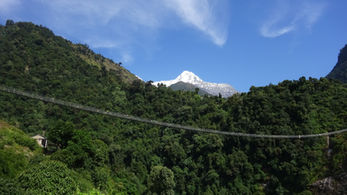 Viaje organizado a Nepal. PouTravel agencia de viajes 100% a medida. Contáctanos al 93 414 16 06. Conocemos los destinos en primera persona. Descubre los lugares más fascinantes del momento. Encuentra los destinos más exclusivos y de moda del momento. Viajes de lujo y Trato VIP. La mejor selección hotelera. El Himalaya, Trekking Campo Base Everest, Ruta Anapurna, Pokhara, Kathmandu, Langtam, Itinerarios Trekking Himalayas, Chitwan Safaris, Shangri-La Pokhara, Hyatt Regency Kathmandu