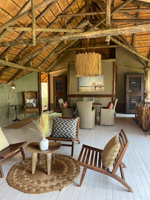 Viaje de prospección a Botswana. PouTravel es una agencia de viajes de lujo 100% a medida. Llámanos al 93 414 16 06. Expertos en lunas de miel y viaje de novios, safaris en privado organizados por África, viajes orgaizados en familia. Más de 10 años de experiencia en el sector del turismo de lujo. Experiencias únicas por todo el mundo. Asistencia 24h en viajes. Asesoramiento personalizado. Organizamos viajes a medida. Trato VIP. El viaje de tus sueños hecho realidad. Oficinas en Barcelona y Gerona. Trabajamos por todo España. 