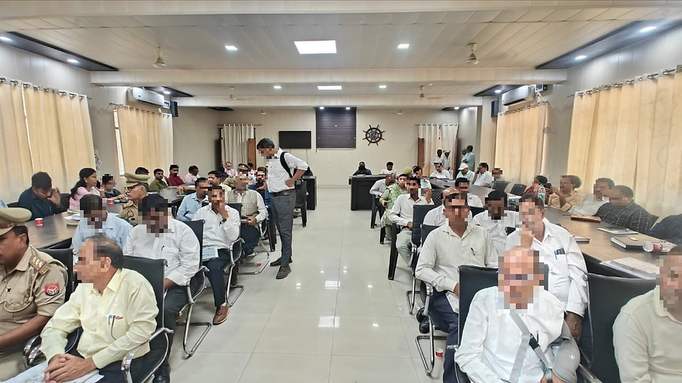 संपूर्ण समाधान दिवस पर डीएम-एसपी ने सुनीं जनसमस्याएं