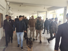 अमरोहा पुलिस ने न्यायालय परिसर में सुरक्षा सघनता और मॉक ड्रिल का सफल आयोजन