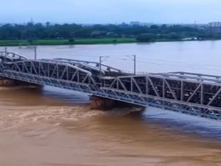 प्रयागराज में गंगा-यमुना का कहर: खतरे का निशान पार, पांच लाख लोग बाढ़ से प्रभावित