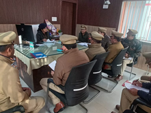 अमरौहा पुलिस ने लंबित मामलों, अपराध नियंत्रण और साइबर सुरक्षा गतिविधियों की की व्यापक समीक्षा