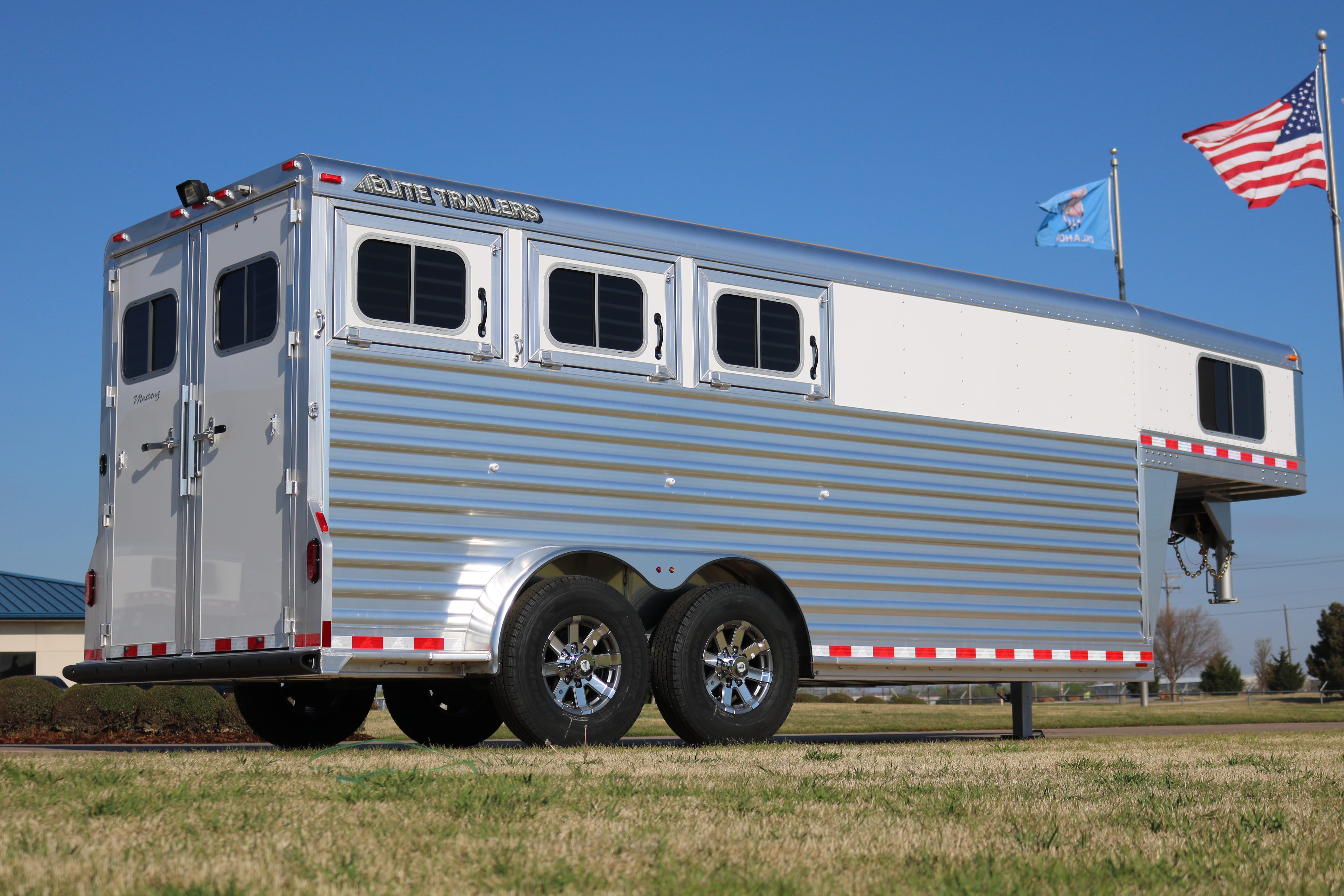 Elite Mustang Harrison Trailers