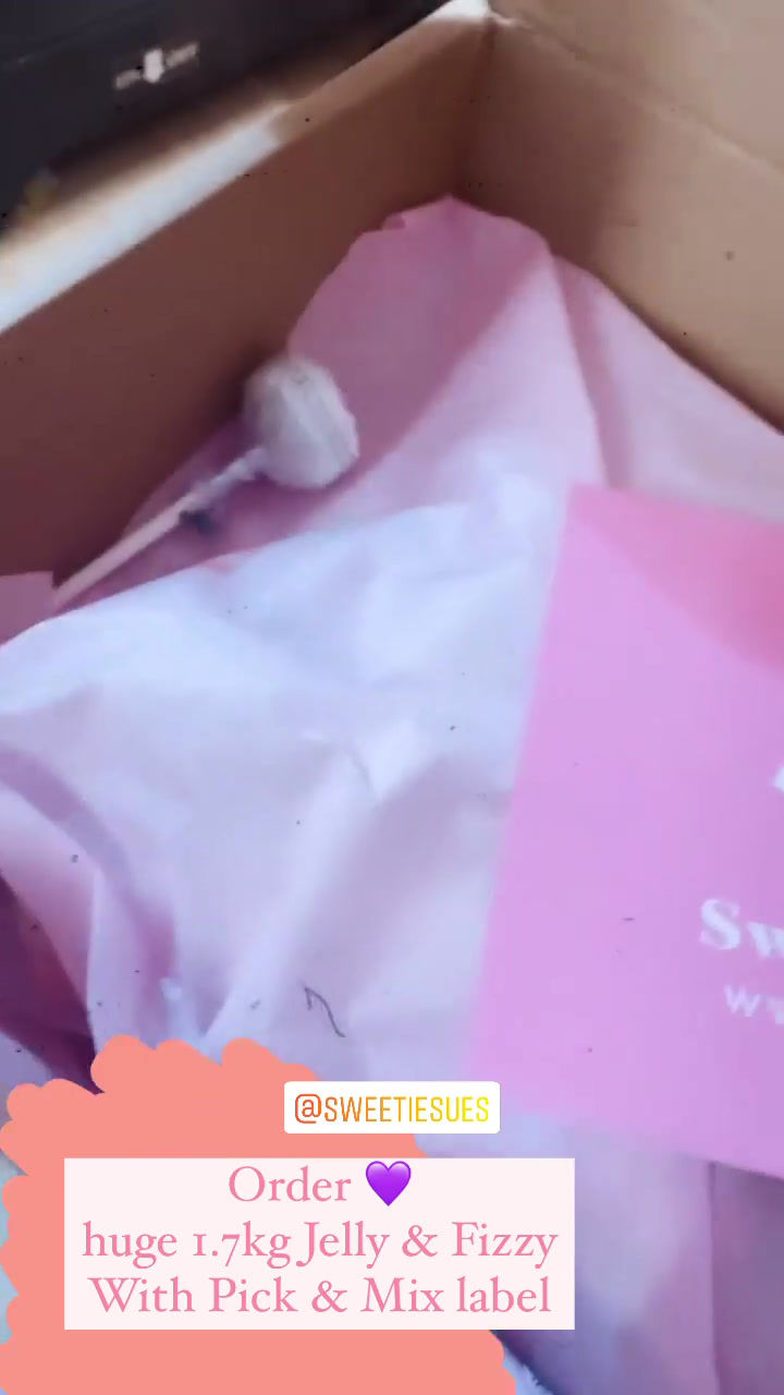 Thumbnail: Love You Pick & Mix Box