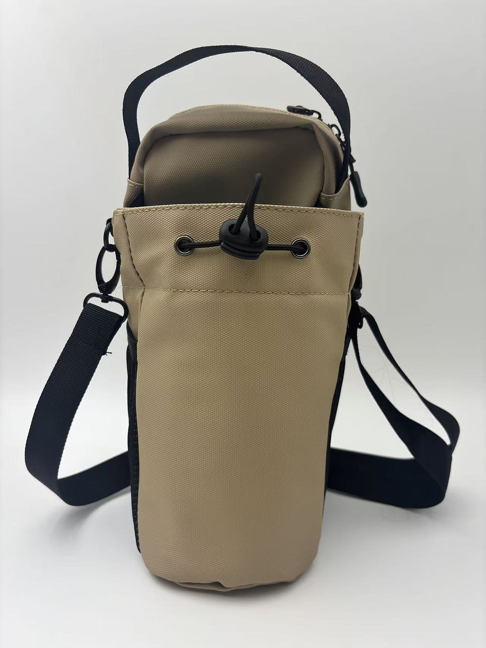 Thumbnail: Sports and Fitness Magnetic Water Bottle Bag with Strong Magnets for Gym