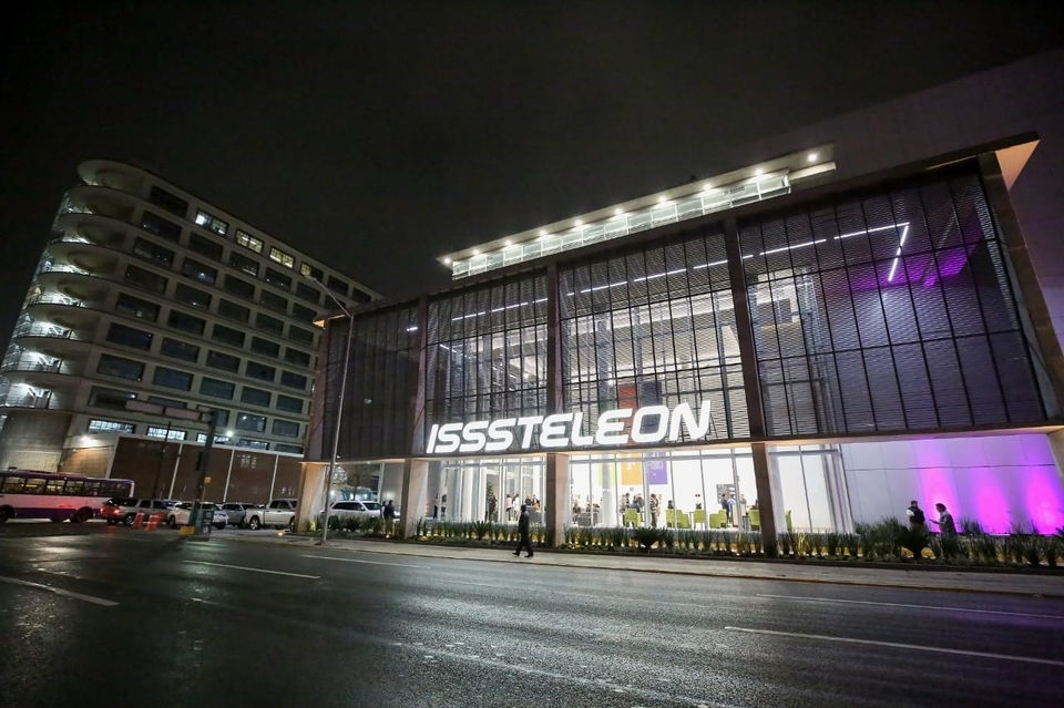 ISSTELEON
