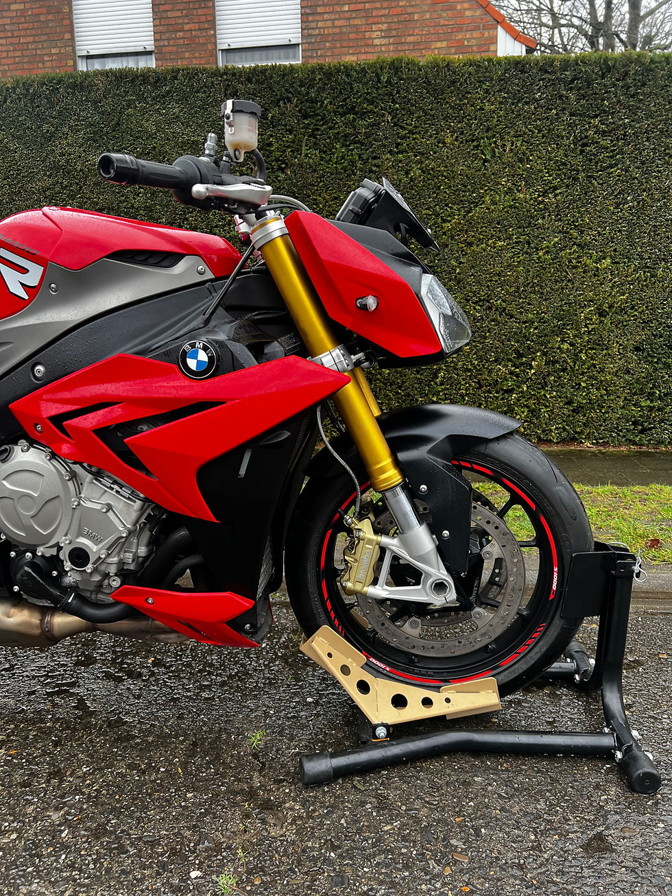 Thumbnail: BMW S1000R Racing Red