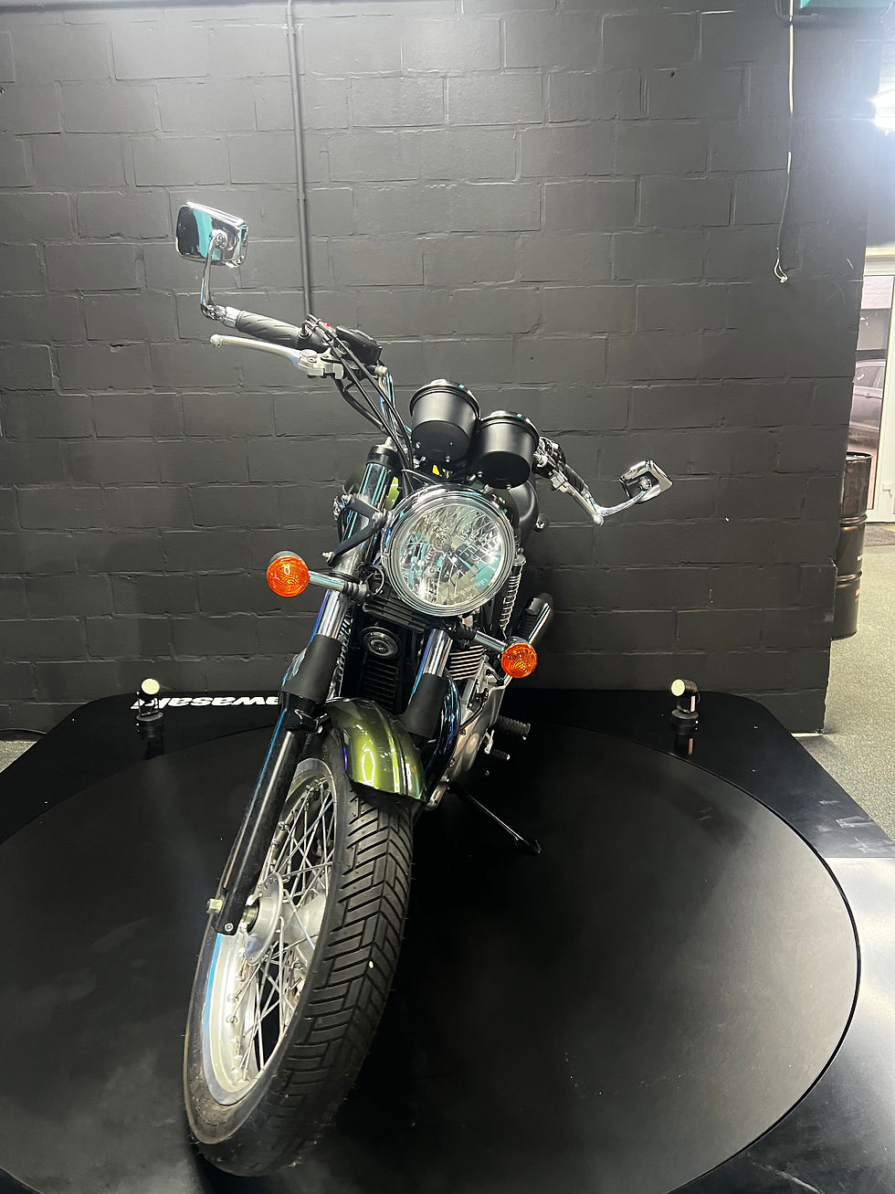 Thumbnail: Triumph Truxton 900