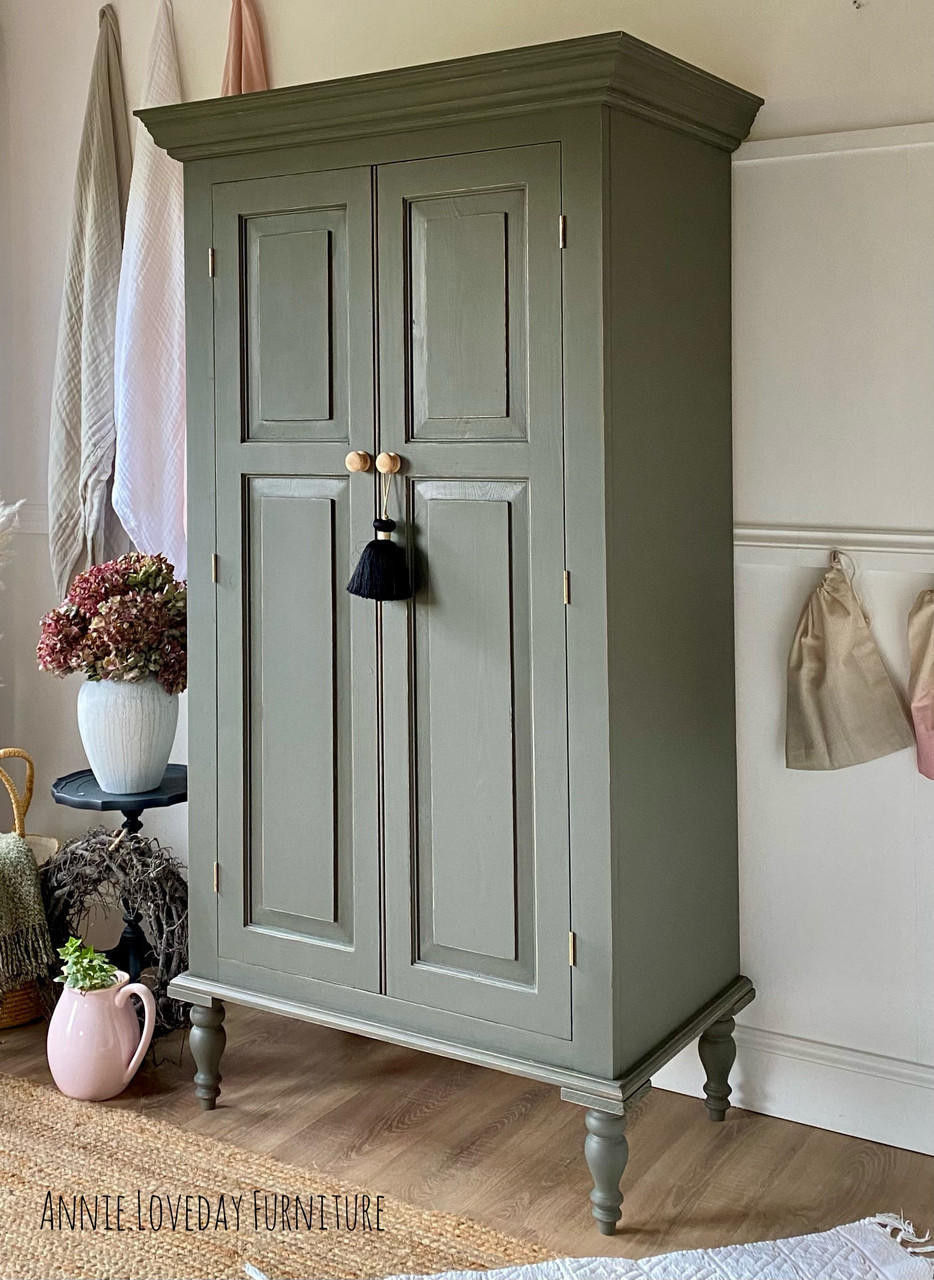 Thumbnail: Hampton Olive Silk Paint