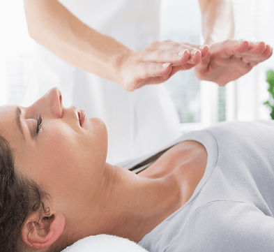 Reiki foto hands on body.jpg