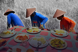 Hapag ng Hikahos: Ang Gutom sa Likod ng Kasaganahan