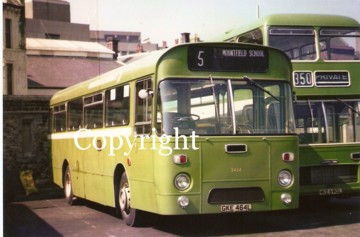 Maidstone & District No. 3464 GKE464L