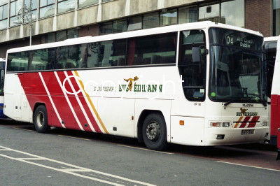Bus Eireann No. VP18 96-D-25768 (no driver)