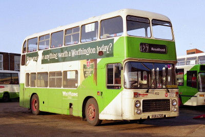 West Riding Group (C) No. 922 VUA472X (427 o/s)