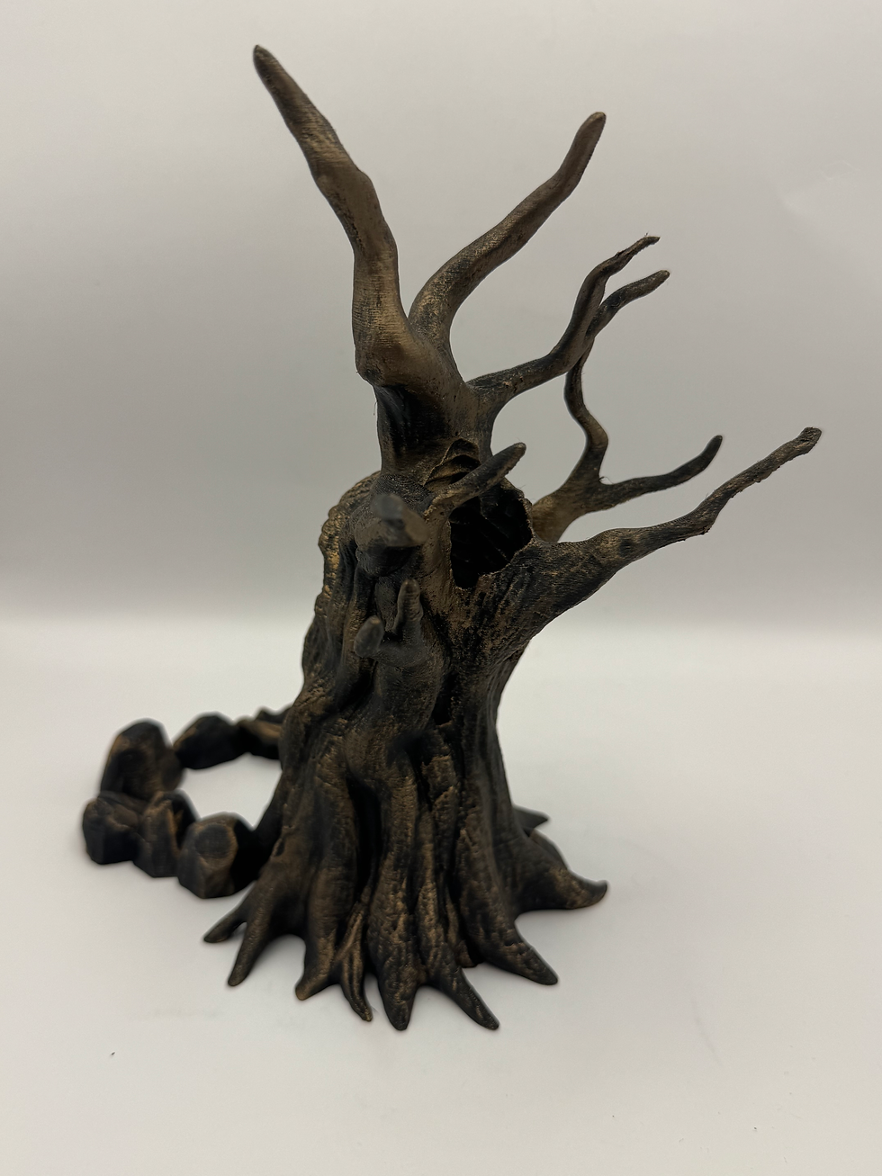 Thumbnail: Haunted Hallow Dice Tower