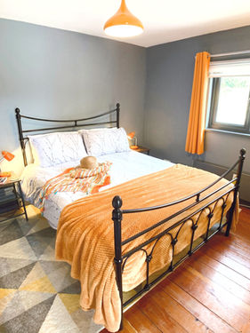 King size bed, dog friendly, dog friendly accommodation