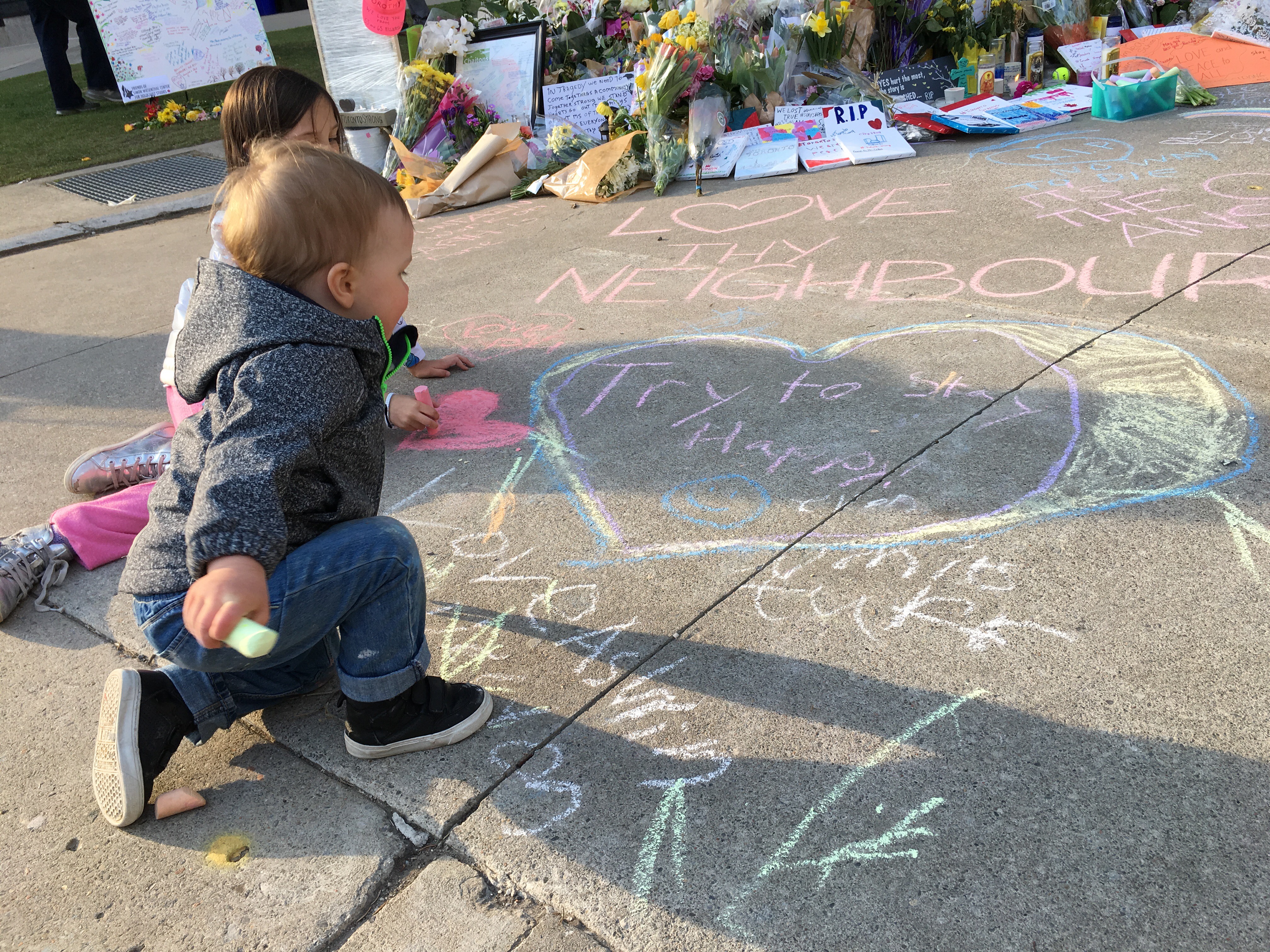 Kids drawing with chalk