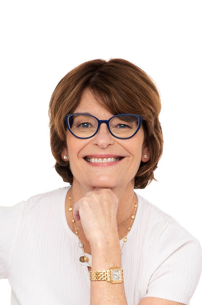 KK1_9081 headshot (1).jpg